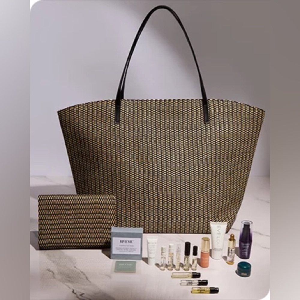 NEW Saks 5th Avenue Tote Beach Bag!